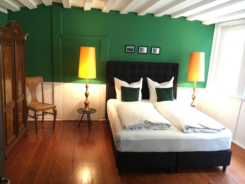 Privatzimmer In Bester Altstadtlage Tübingen Quarto foto